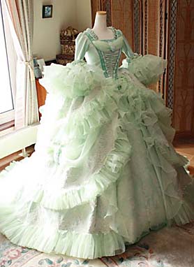 ロココ調 中世ヨーロッパ ウェディングドレス
