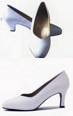 エナメルシューズ