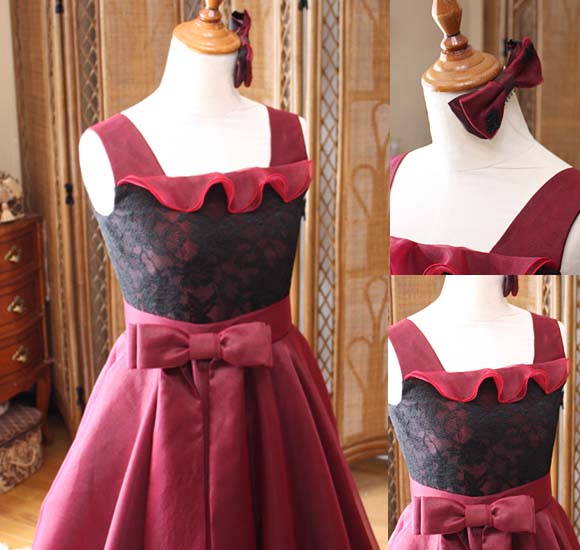 上半身の胸元のデザイン ヘッドレスの詳細