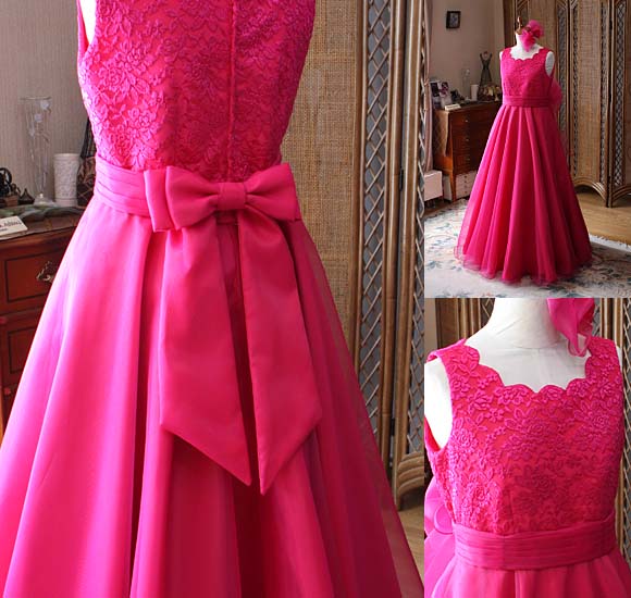 2WAYリボン 上半身のカットワークネックライン