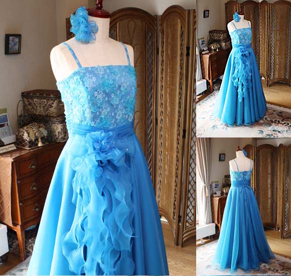 ウェストのデザインコサージュ フレアAラインスカート