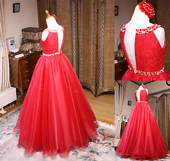 上半身のビーディング スカートシルエット