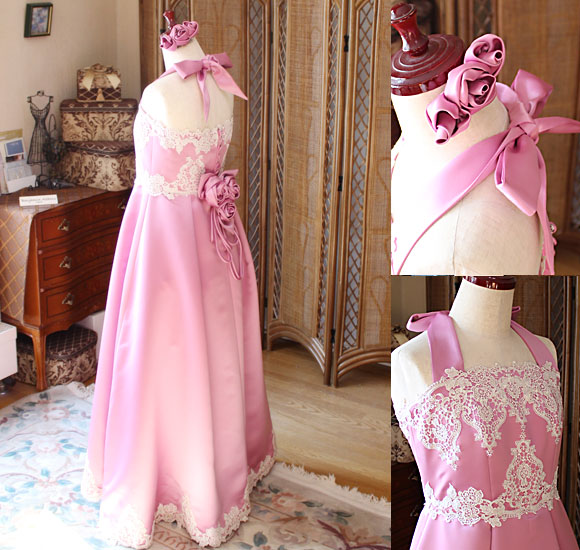 ホルターネックとリボンデザイン ヘッドドレス トップスのデザイン