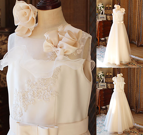 ヘッドドレス コサージュとスカートシルエット