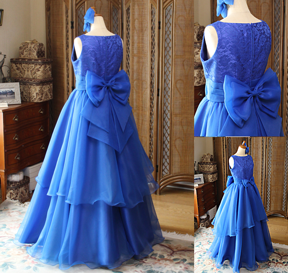 コンクールドレスのバックスタイル リボンデザイン