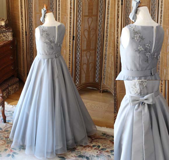 スカートシルエット リボンデザイン