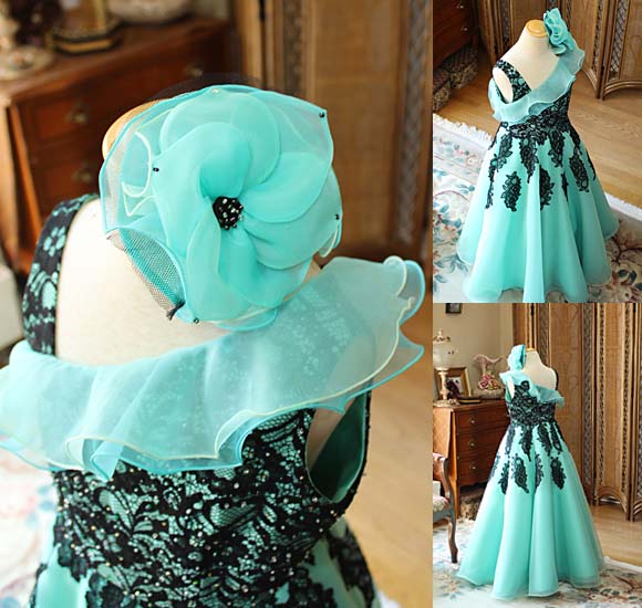 バラのコサージュ ヘッドドレス 髪飾り