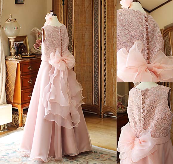 リボンドレス シルエット バックスタイル