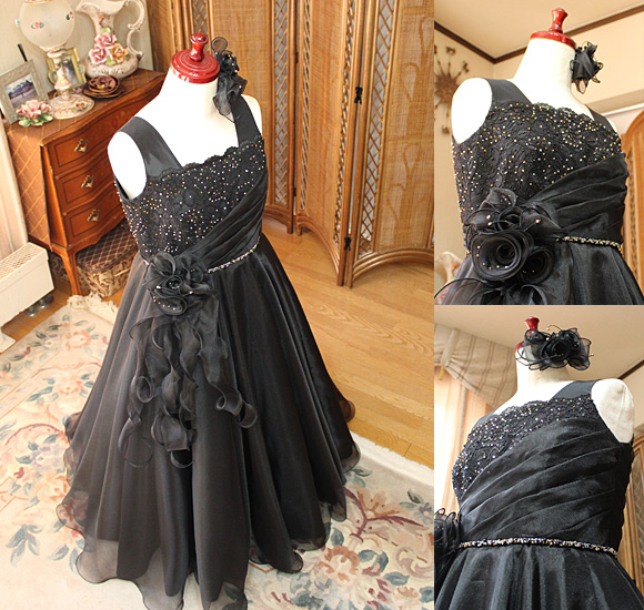 フレア Aライン スカート トップスのデコルテ