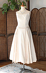 パーティードレス ピンクベージュ