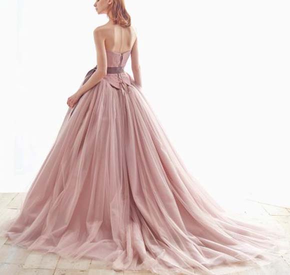 大人の可愛いスモーキーなピンクのカクテルドレス！美しいチュール素材 