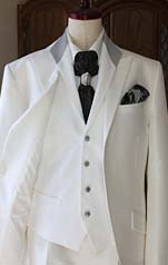 タキシードモーニング ピュアホワイト