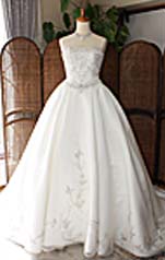 ウェディングドレス ベルライン