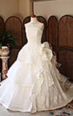 ウェディングドレス  Aライン