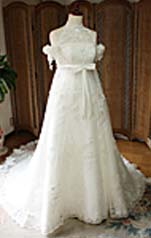 ウェディングドレス エンパイアライン