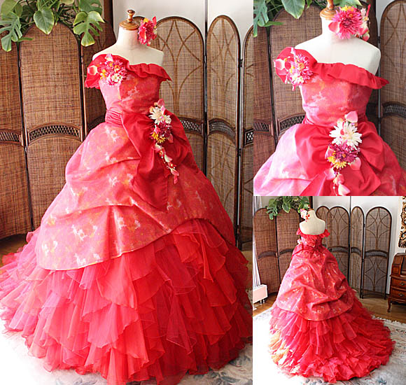 レッドカラーのAライン カクテルドレス 札幌